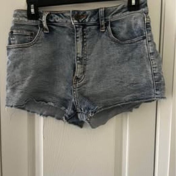 Aritizia Sunday Best Pants - Aritizia Sunday Best Denim Shorts Size 28
